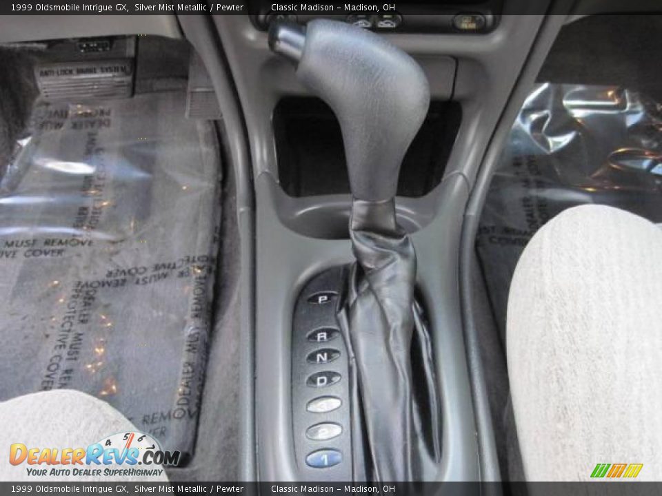1999 Oldsmobile Intrigue GX Silver Mist Metallic / Pewter Photo #24