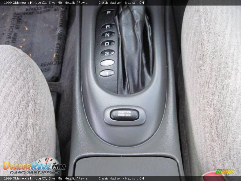 1999 Oldsmobile Intrigue GX Silver Mist Metallic / Pewter Photo #25