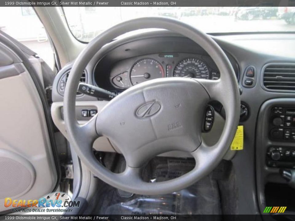1999 Oldsmobile Intrigue GX Silver Mist Metallic / Pewter Photo #28