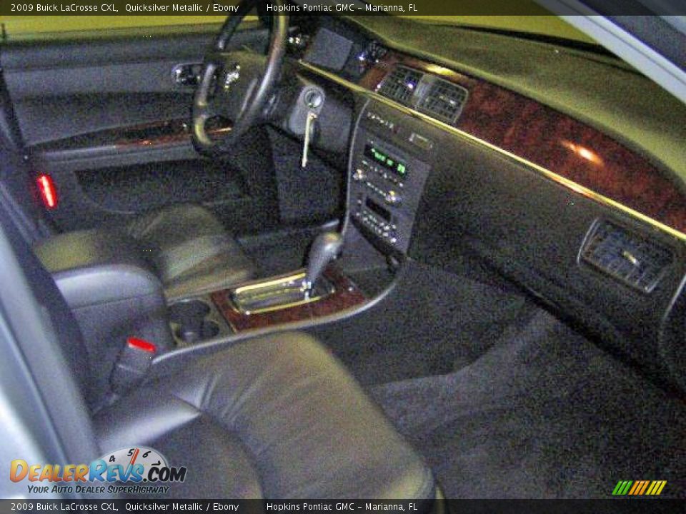 2009 Buick LaCrosse CXL Quicksilver Metallic / Ebony Photo #12