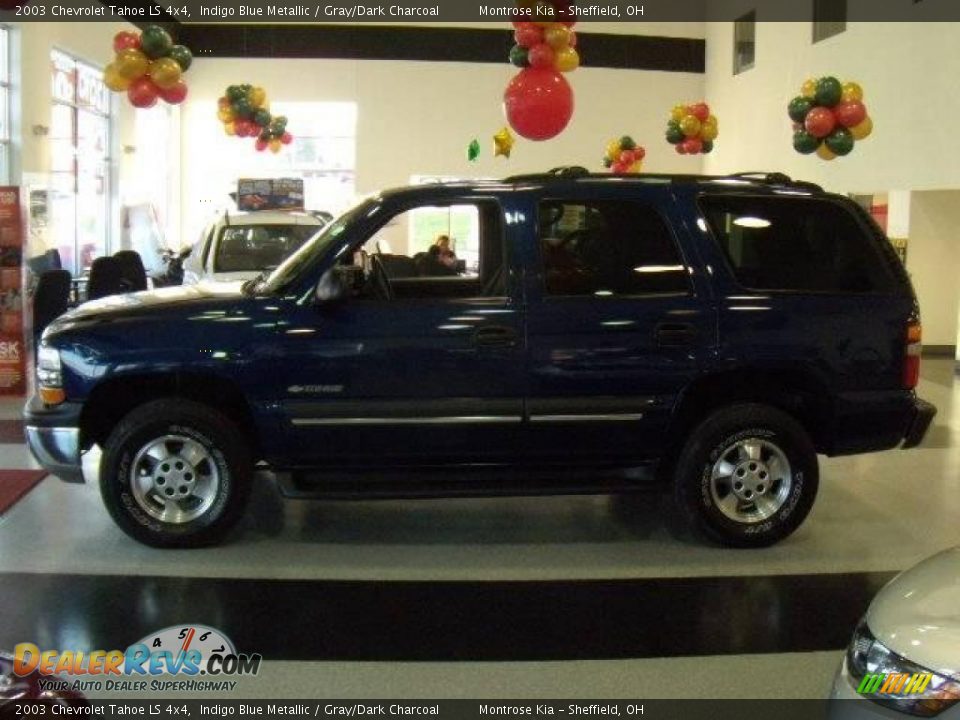 2003 Chevrolet Tahoe LS 4x4 Indigo Blue Metallic / Gray/Dark Charcoal Photo #2