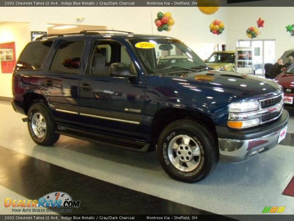 2003 Chevrolet Tahoe LS 4x4 Indigo Blue Metallic / Gray/Dark Charcoal Photo #7