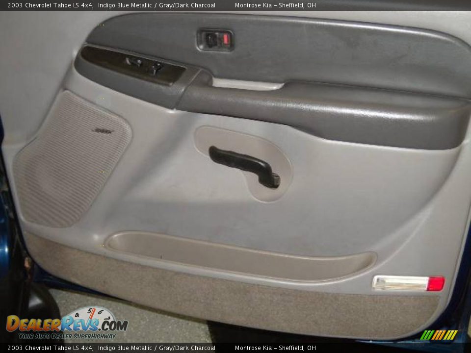 2003 Chevrolet Tahoe LS 4x4 Indigo Blue Metallic / Gray/Dark Charcoal Photo #23