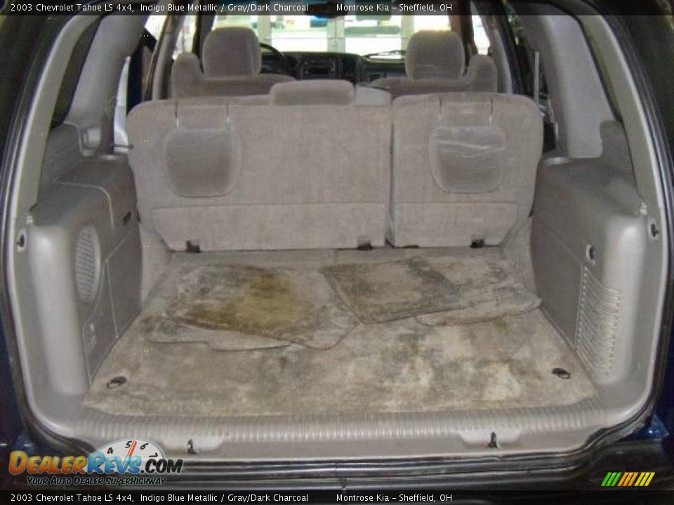 2003 Chevrolet Tahoe LS 4x4 Indigo Blue Metallic / Gray/Dark Charcoal Photo #25