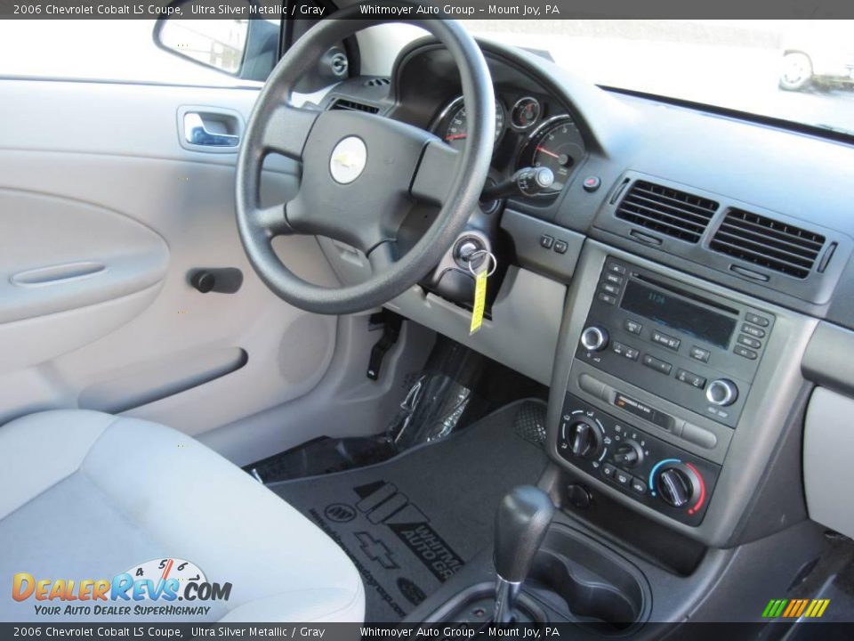 2006 Chevrolet Cobalt LS Coupe Ultra Silver Metallic / Gray Photo #6