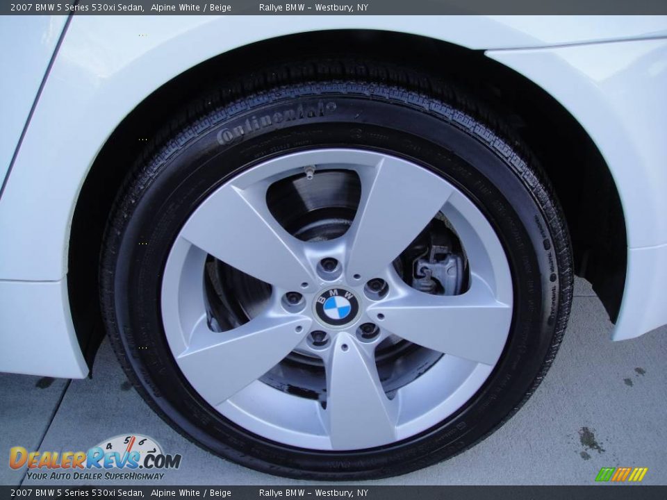 2007 BMW 5 Series 530xi Sedan Alpine White / Beige Photo #7