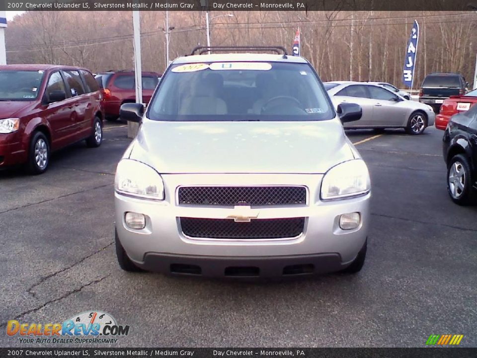 2007 Chevrolet Uplander LS Silverstone Metallic / Medium Gray Photo #2