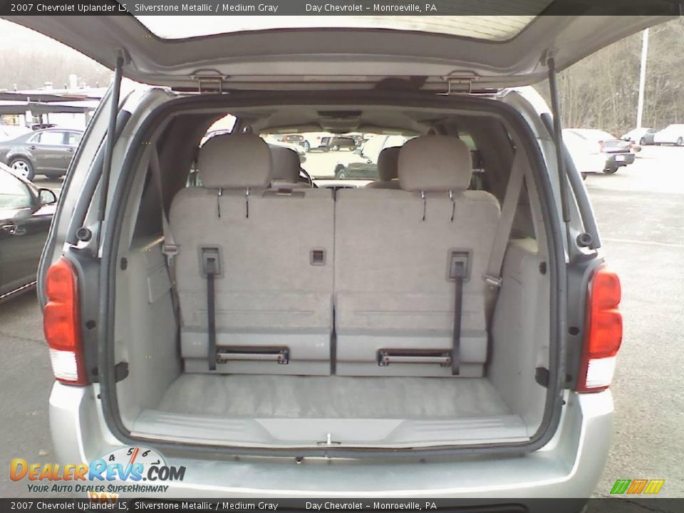 2007 Chevrolet Uplander LS Silverstone Metallic / Medium Gray Photo #9