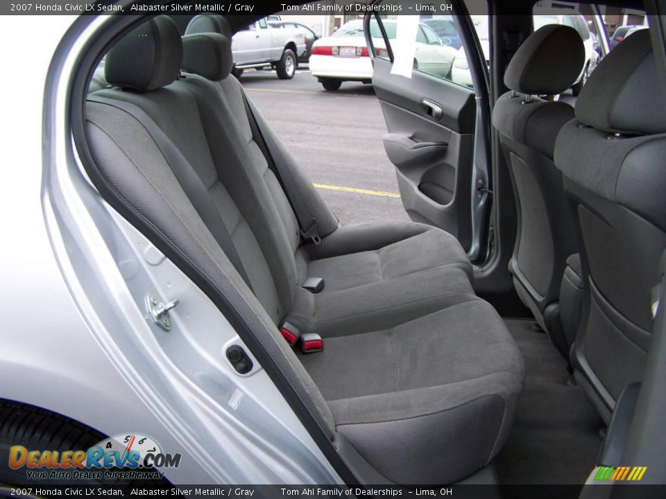 2007 Honda Civic LX Sedan Alabaster Silver Metallic / Gray Photo #11