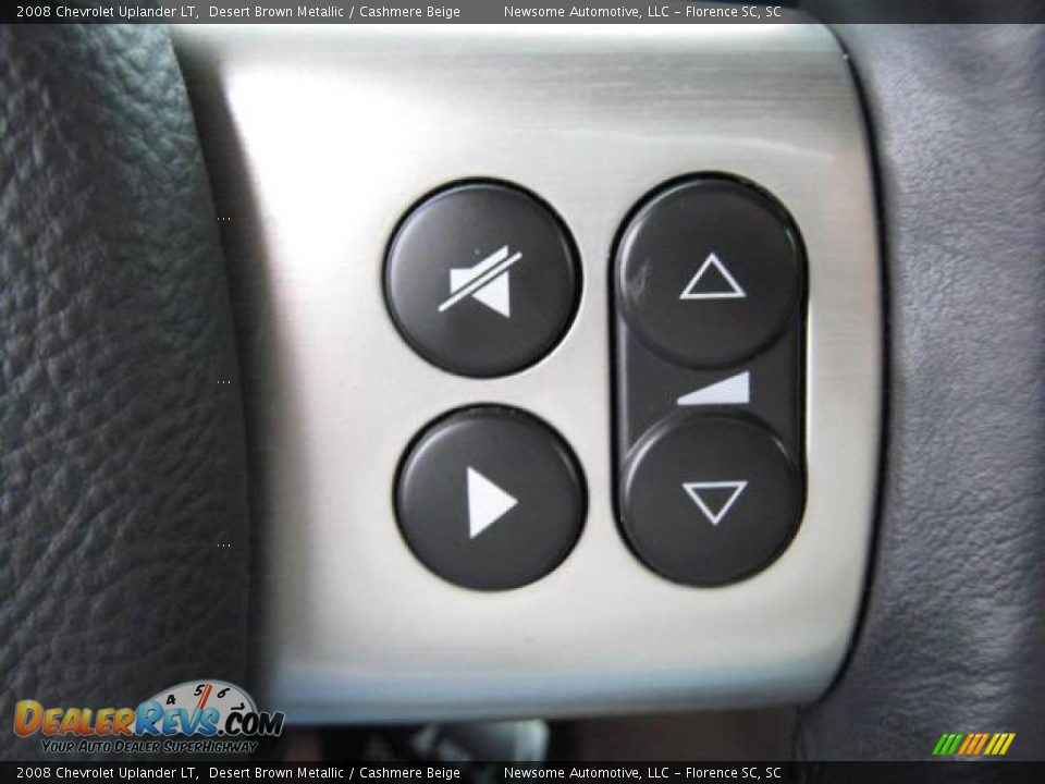 2008 Chevrolet Uplander LT Desert Brown Metallic / Cashmere Beige Photo #11