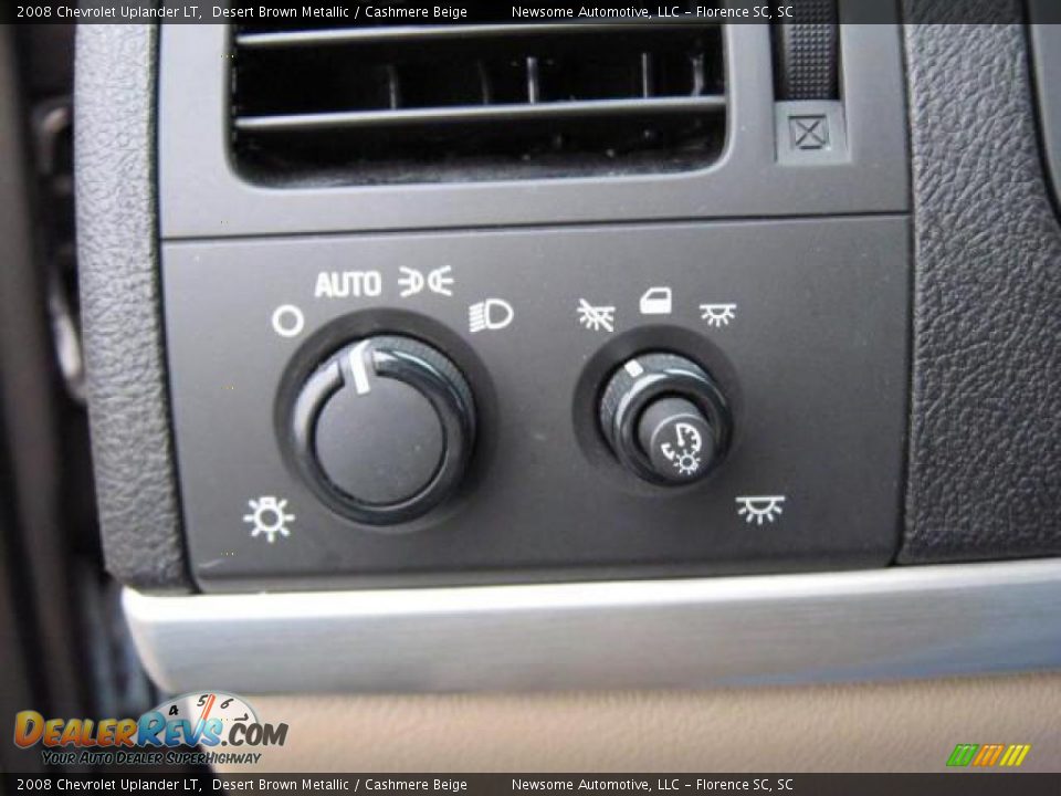 2008 Chevrolet Uplander LT Desert Brown Metallic / Cashmere Beige Photo #14