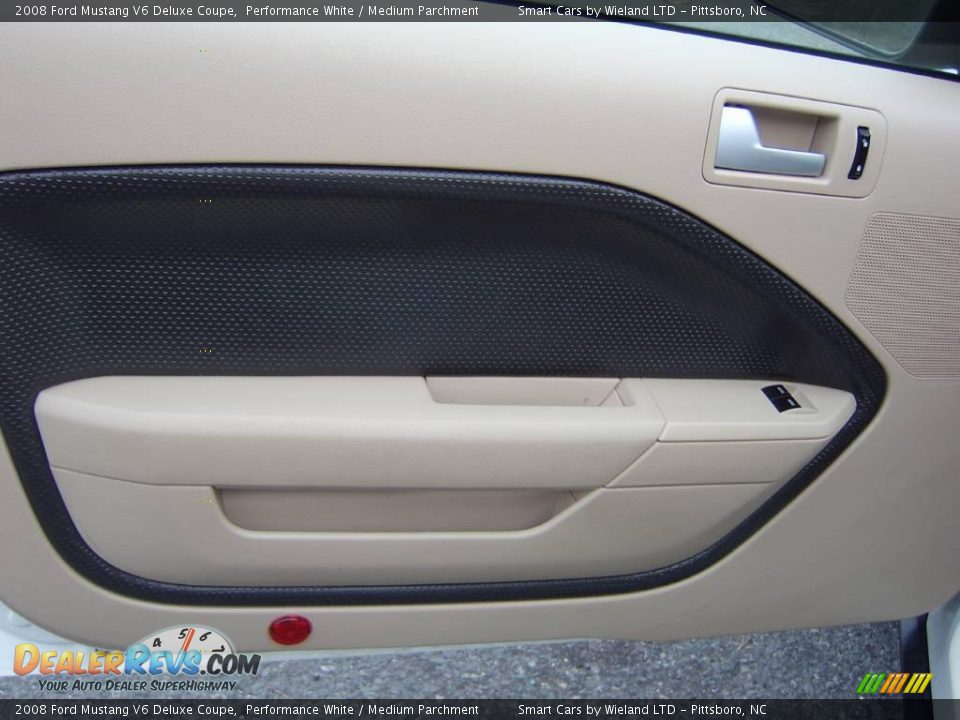 2008 Ford Mustang V6 Deluxe Coupe Performance White / Medium Parchment Photo #11