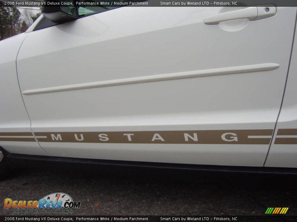 2008 Ford Mustang V6 Deluxe Coupe Performance White / Medium Parchment Photo #22