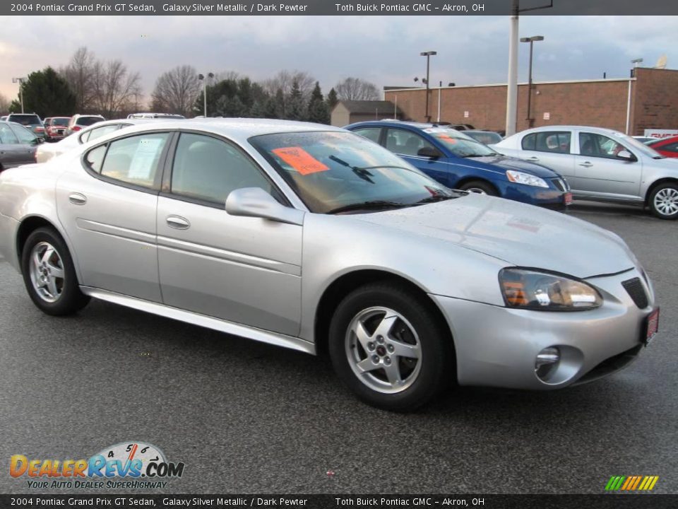2004 Pontiac Grand Prix GT Sedan Galaxy Silver Metallic / Dark Pewter Photo #1
