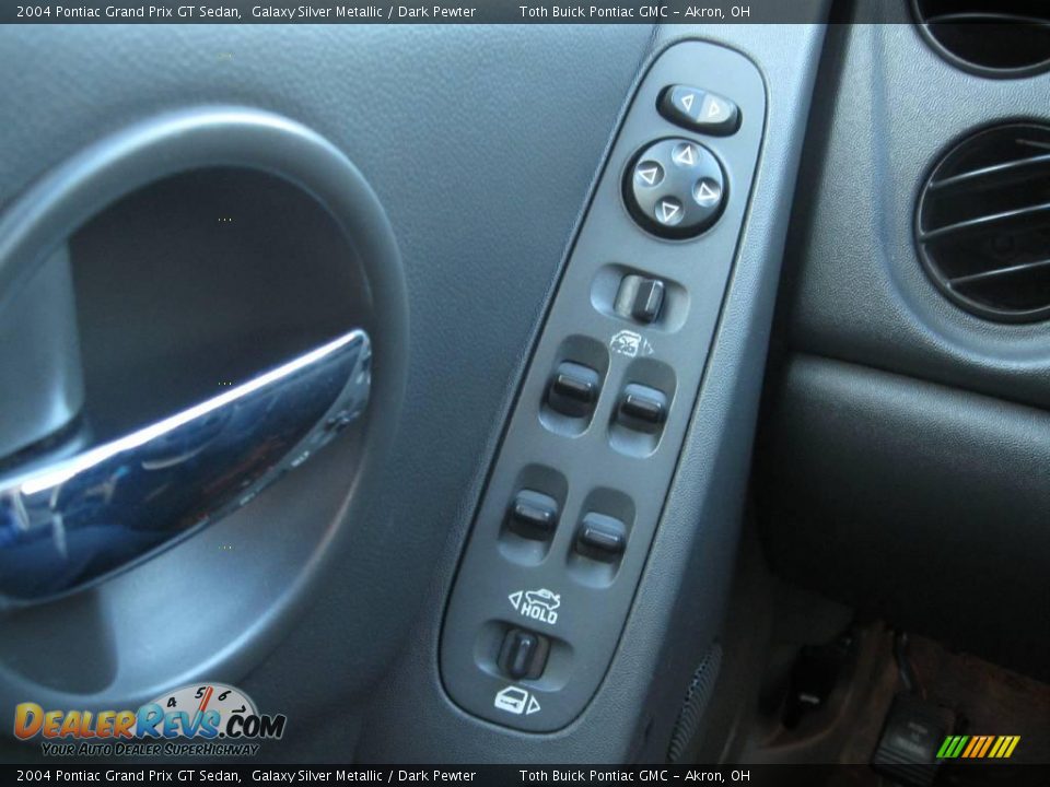 2004 Pontiac Grand Prix GT Sedan Galaxy Silver Metallic / Dark Pewter Photo #16