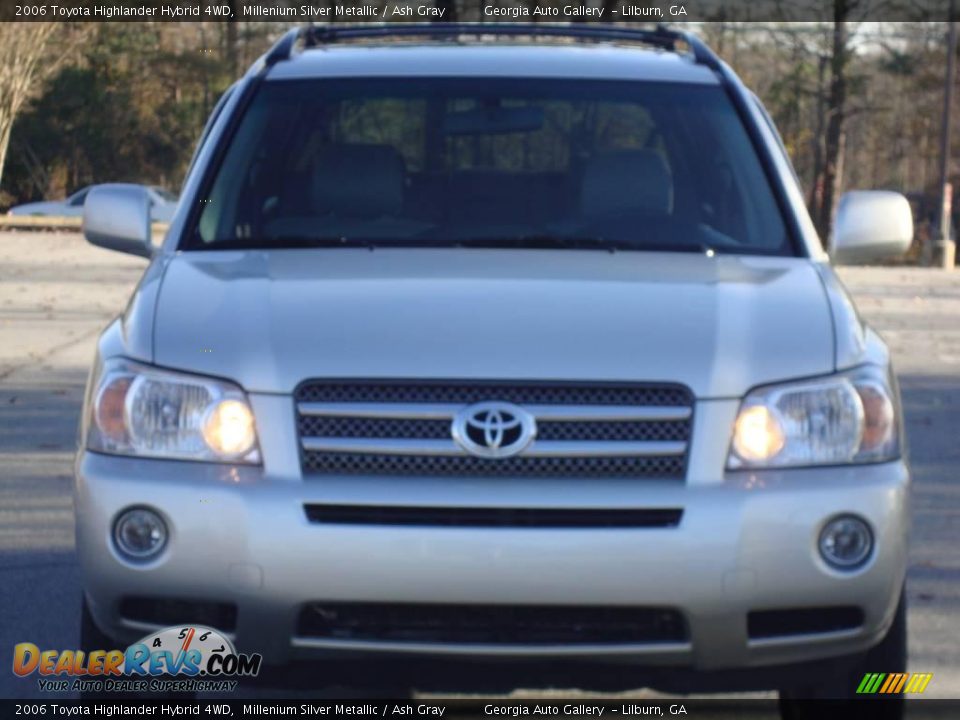 2006 Toyota Highlander Hybrid 4WD Millenium Silver Metallic / Ash Gray Photo #11