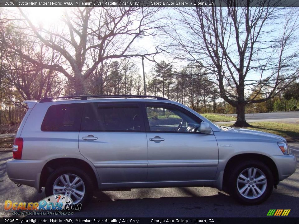 2006 Toyota Highlander Hybrid 4WD Millenium Silver Metallic / Ash Gray Photo #13