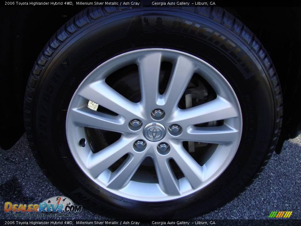 2006 Toyota Highlander Hybrid 4WD Millenium Silver Metallic / Ash Gray Photo #23