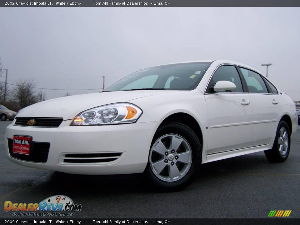 2009 Chevrolet Impala LT White / Ebony Photo #5