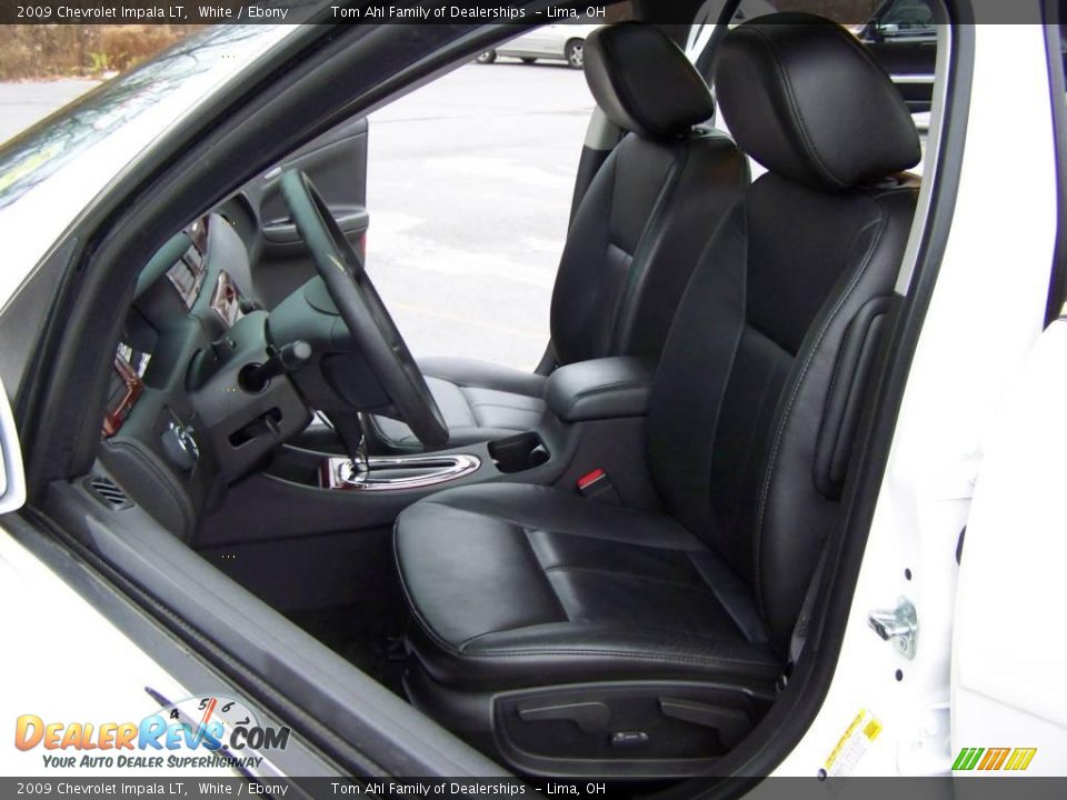 2009 Chevrolet Impala LT White / Ebony Photo #9
