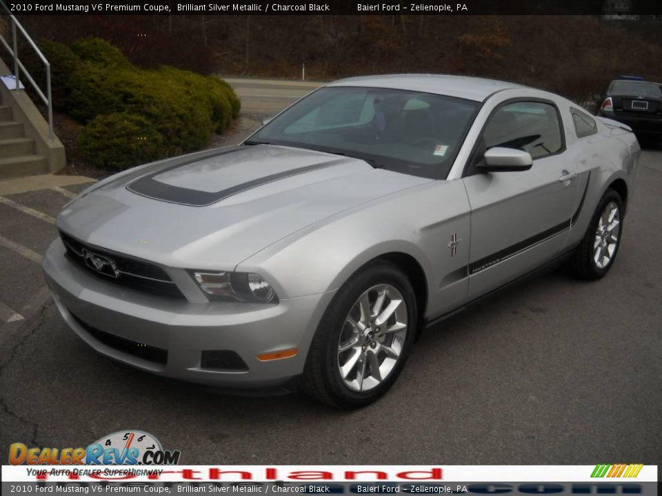 2010 Ford Mustang V6 Premium Coupe Brilliant Silver Metallic / Charcoal Black Photo #2