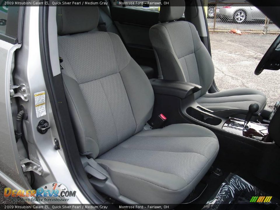 2009 Mitsubishi Galant ES Quick Silver Pearl / Medium Gray Photo #13