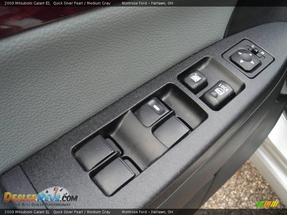 2009 Mitsubishi Galant ES Quick Silver Pearl / Medium Gray Photo #22
