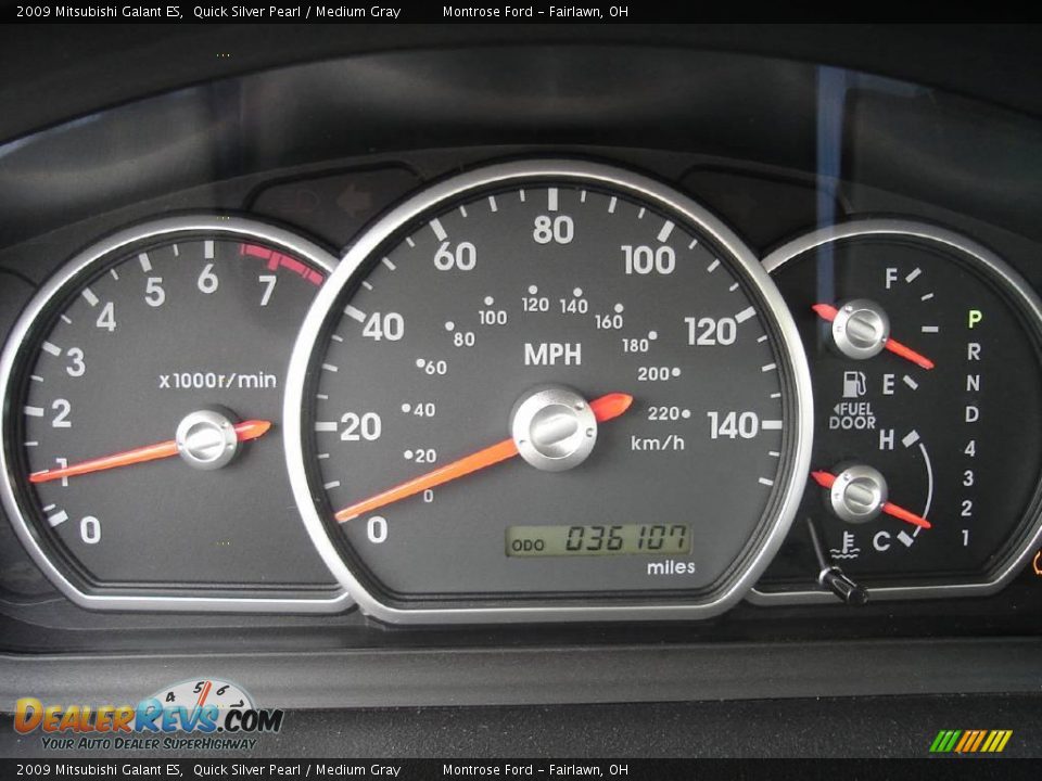 2009 Mitsubishi Galant ES Quick Silver Pearl / Medium Gray Photo #25