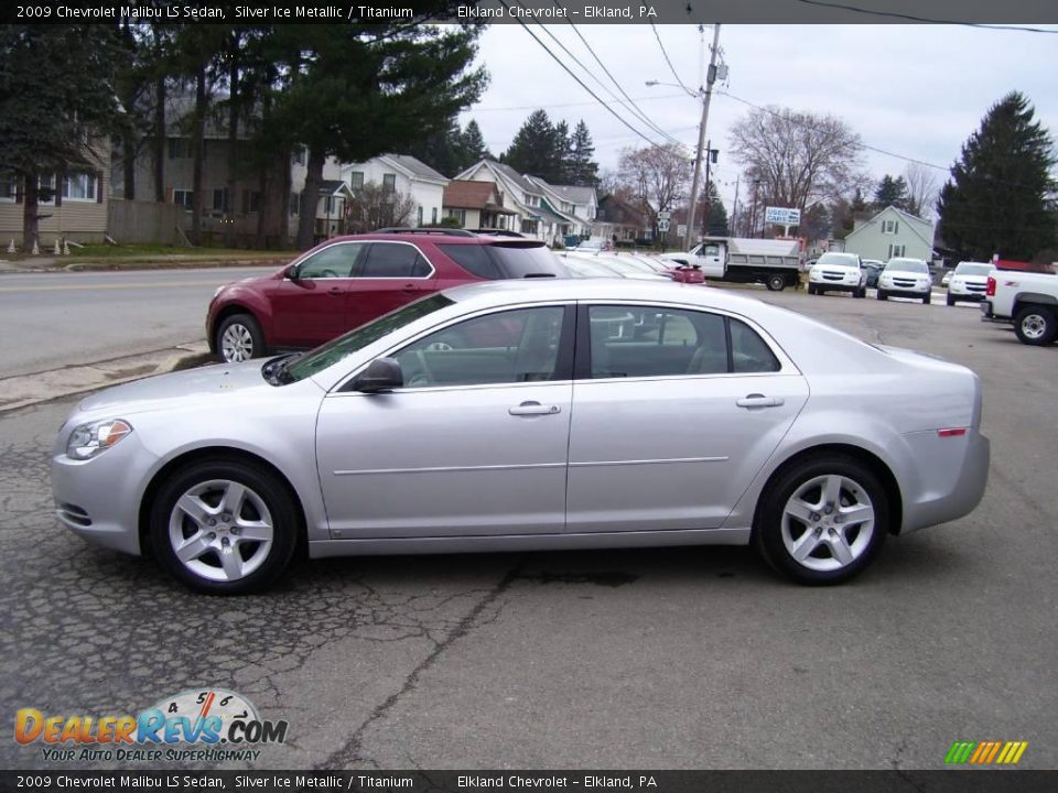2009 Chevrolet Malibu LS Sedan Silver Ice Metallic / Titanium Photo #6