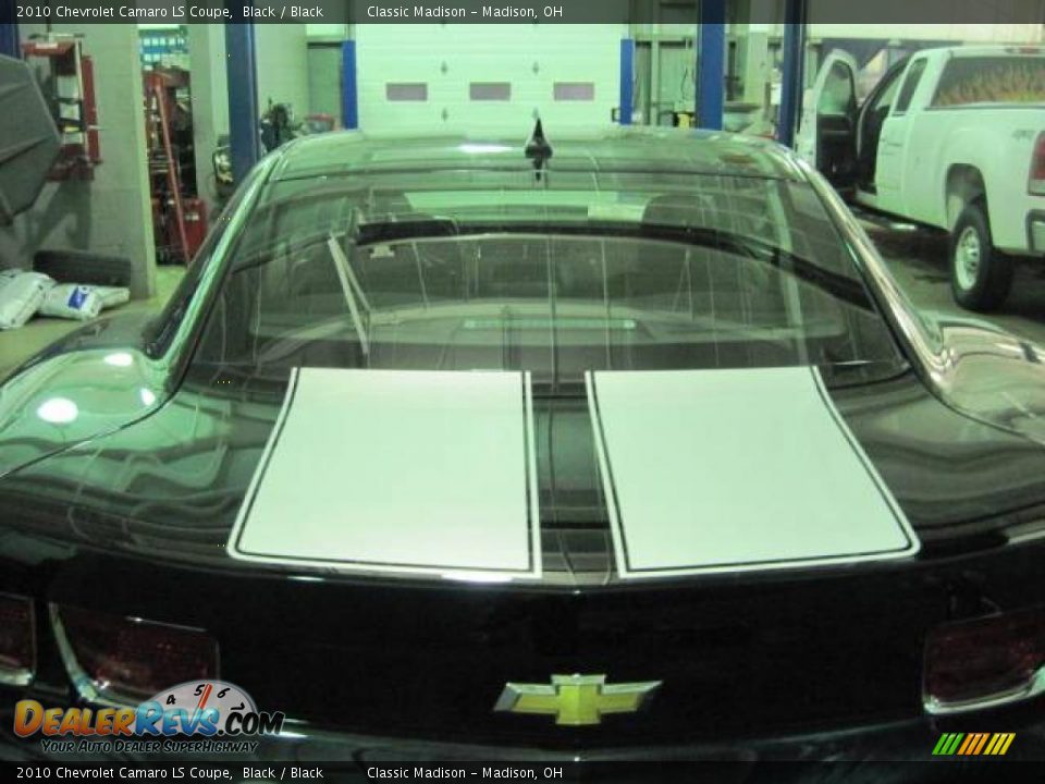 2010 Chevrolet Camaro LS Coupe Black / Black Photo #7