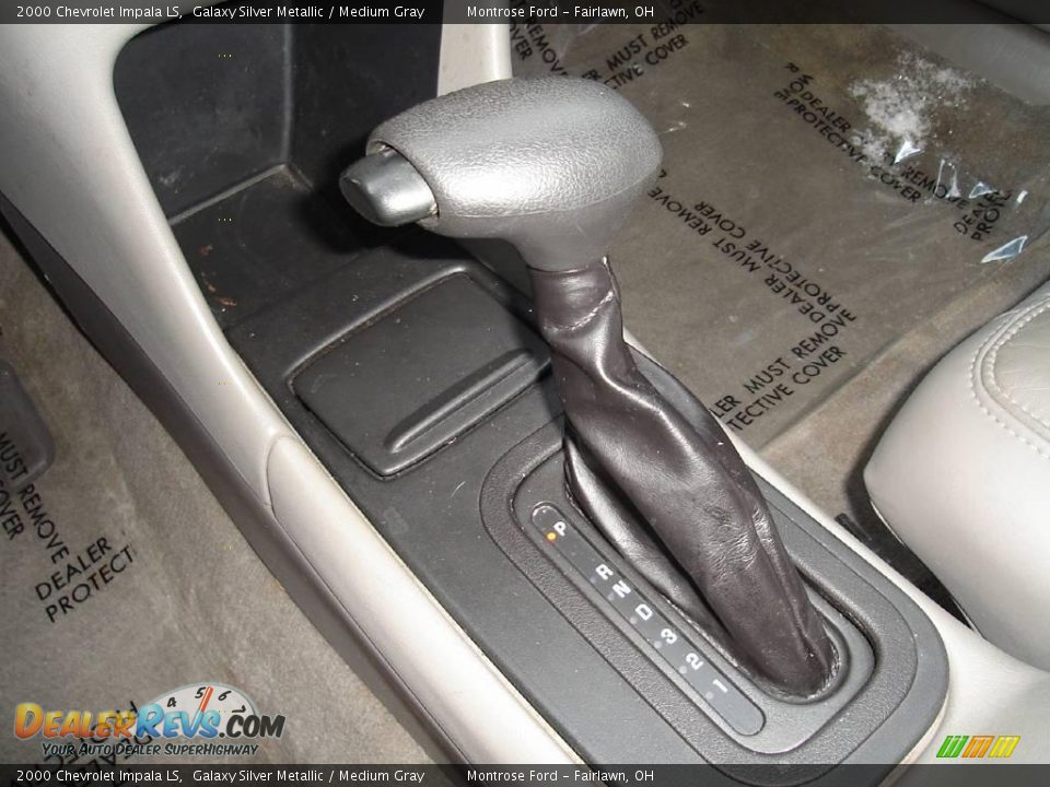 2000 Chevrolet Impala LS Galaxy Silver Metallic / Medium Gray Photo #31