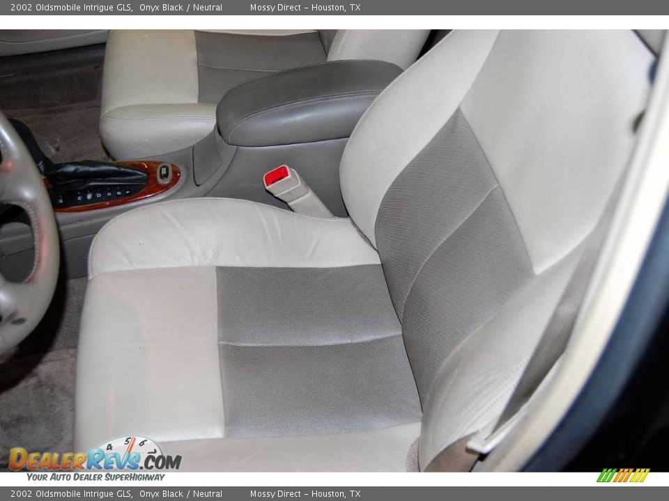 2002 Oldsmobile Intrigue GLS Onyx Black / Neutral Photo #15