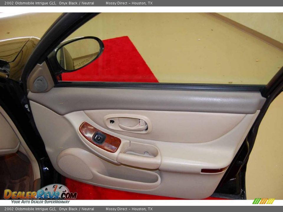 2002 Oldsmobile Intrigue GLS Onyx Black / Neutral Photo #22