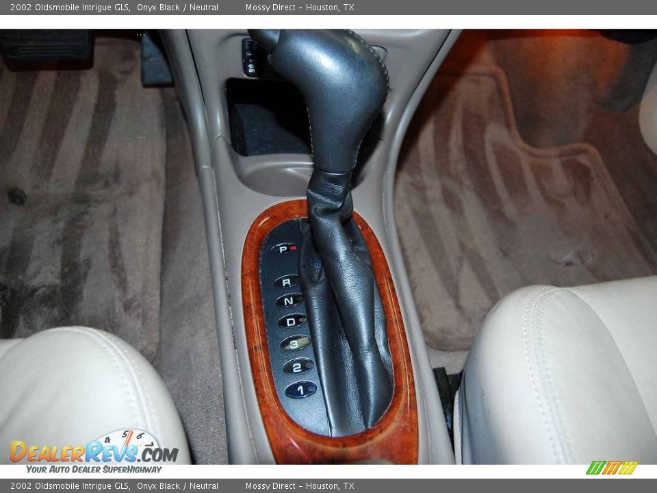 2002 Oldsmobile Intrigue GLS Onyx Black / Neutral Photo #25
