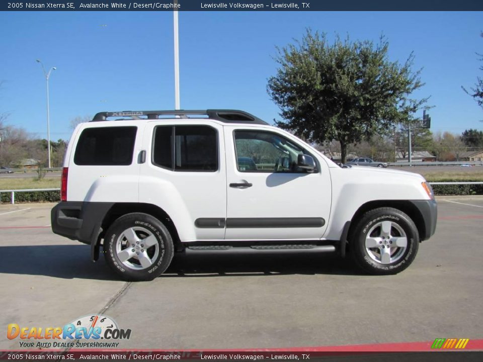 White nissan xterra #2