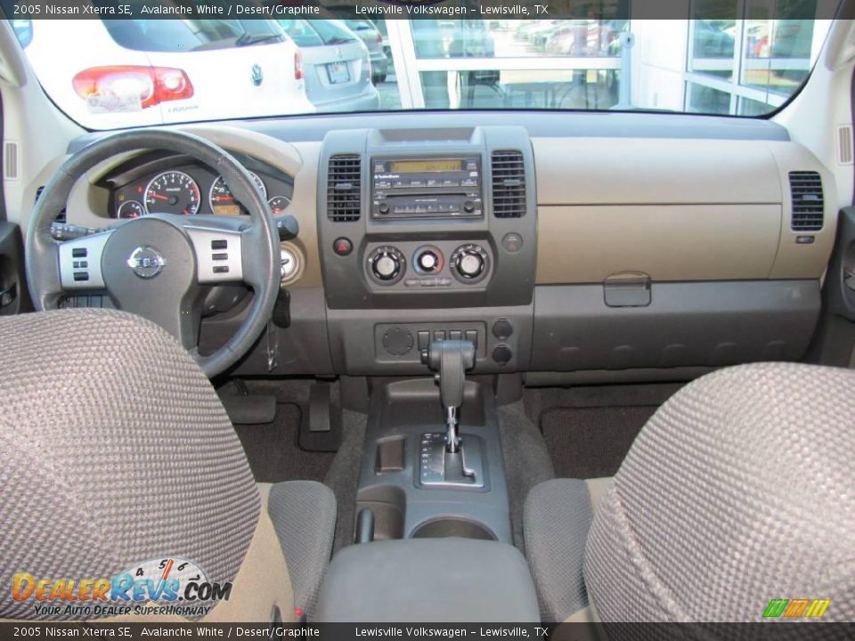 2005 Nissan Xterra SE Avalanche White / Desert/Graphite Photo #14