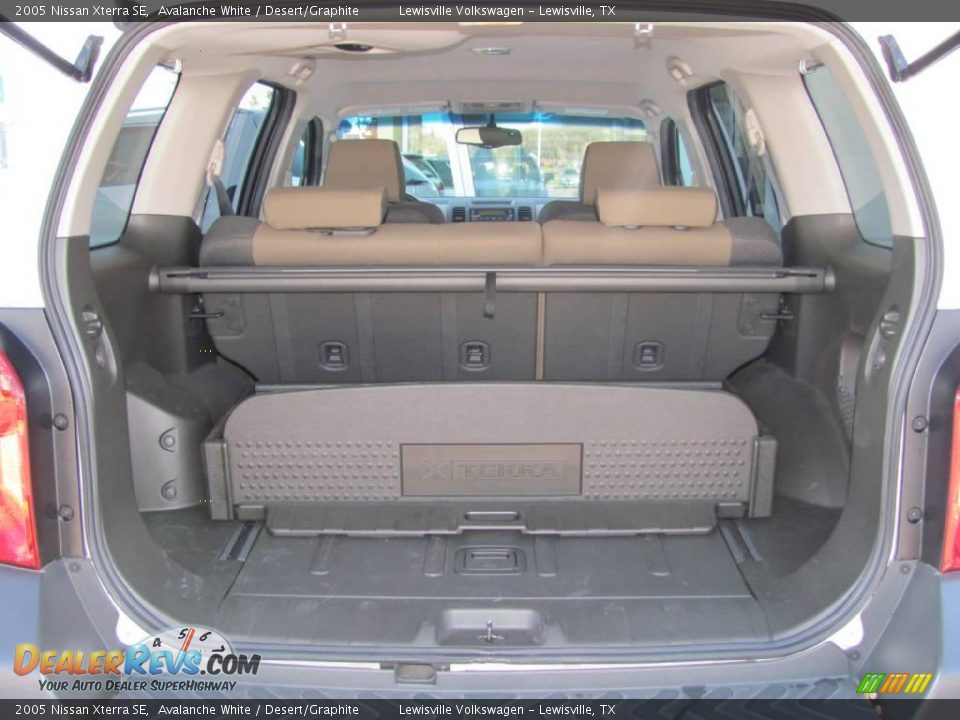 2005 Nissan Xterra SE Avalanche White / Desert/Graphite Photo #19
