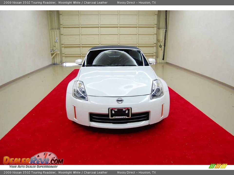 2009 Nissan 350Z Touring Roadster Moonlight White / Charcoal Leather Photo #2