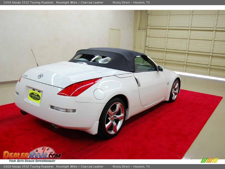 2009 Nissan 350Z Touring Roadster Moonlight White / Charcoal Leather Photo #6