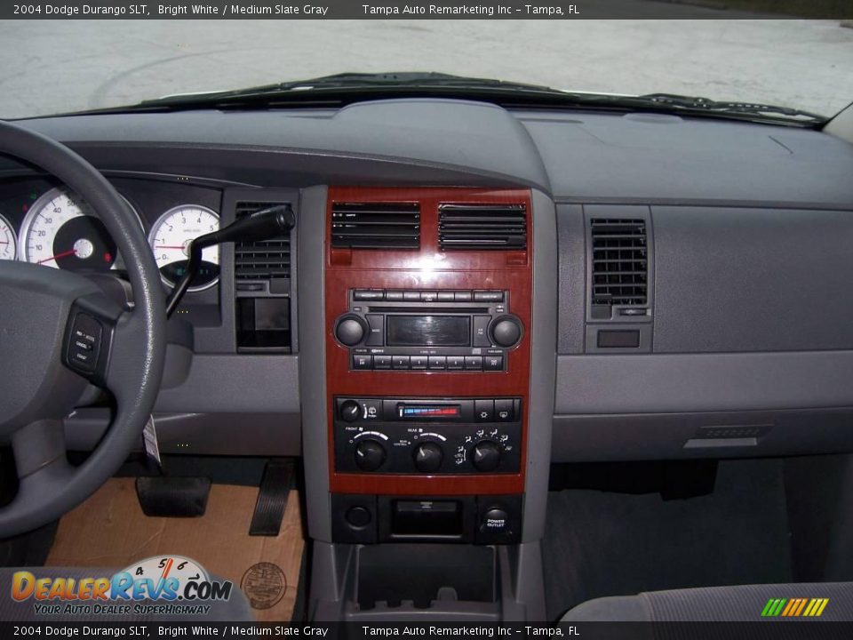 2004 Dodge Durango SLT Bright White / Medium Slate Gray Photo #32