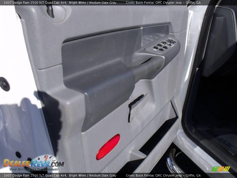 2007 Dodge Ram 2500 SLT Quad Cab 4x4 Bright White / Medium Slate Gray Photo #13