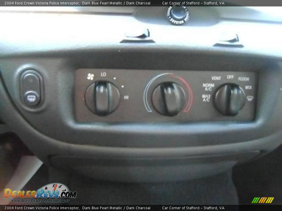 2004 Ford Crown Victoria Police Interceptor Dark Blue Pearl Metallic / Dark Charcoal Photo #10