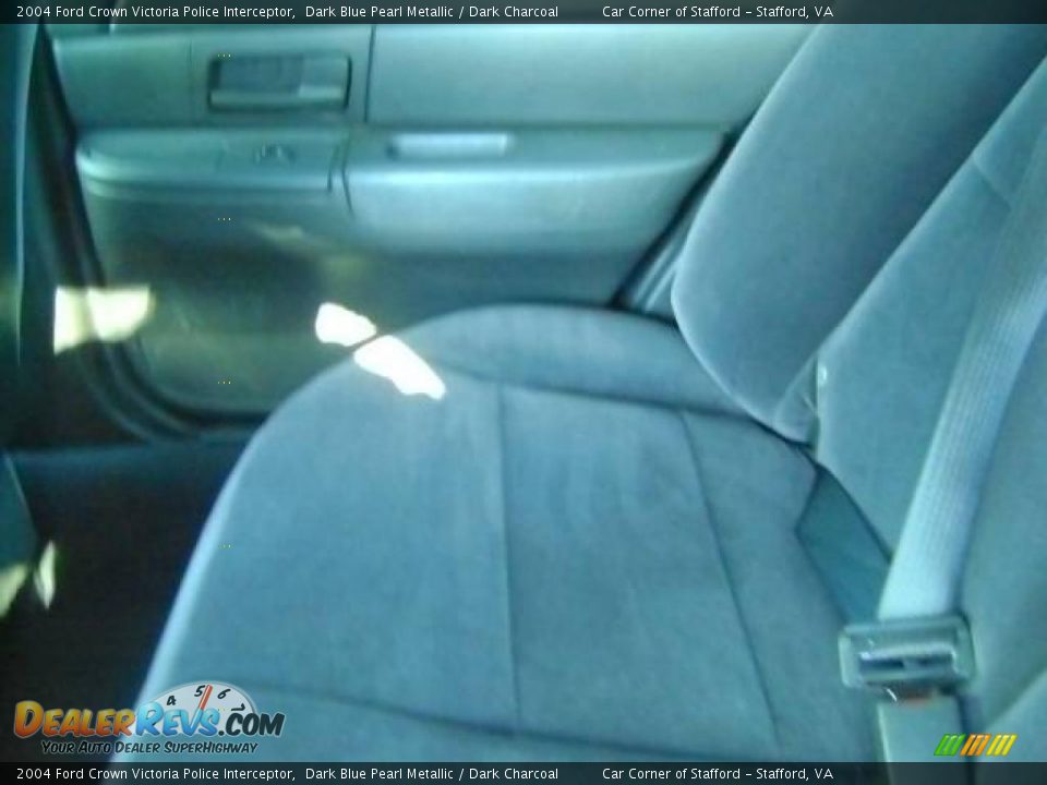 2004 Ford Crown Victoria Police Interceptor Dark Blue Pearl Metallic / Dark Charcoal Photo #18