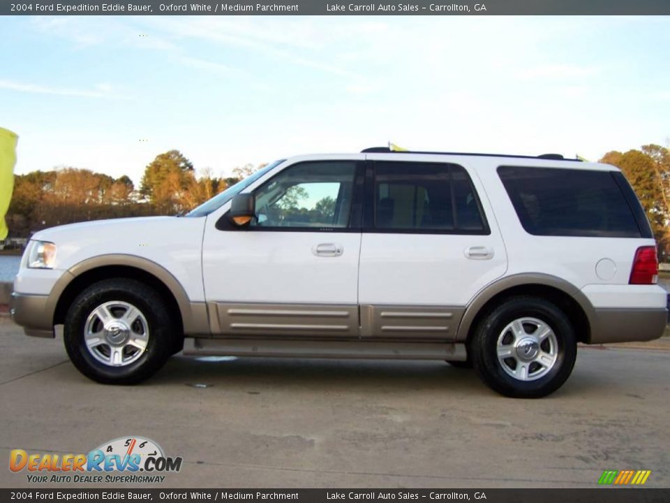 2004 Ford Expedition Eddie Bauer Oxford White / Medium Parchment Photo #4