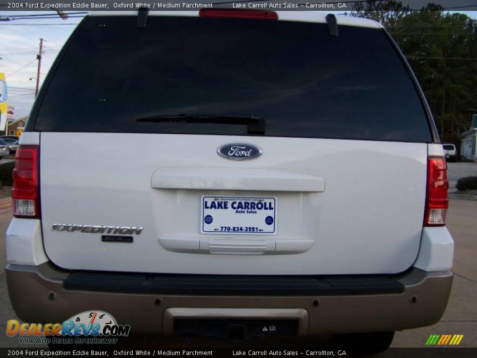 2004 Ford Expedition Eddie Bauer Oxford White / Medium Parchment Photo #10