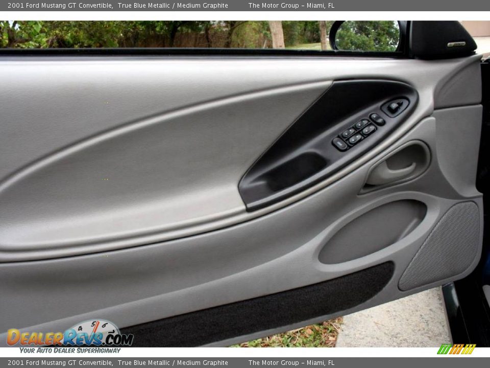 2001 Ford Mustang GT Convertible True Blue Metallic / Medium Graphite Photo #33