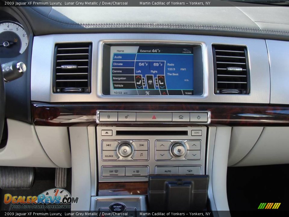 2009 Jaguar XF Premium Luxury Lunar Grey Metallic / Dove/Charcoal Photo #22