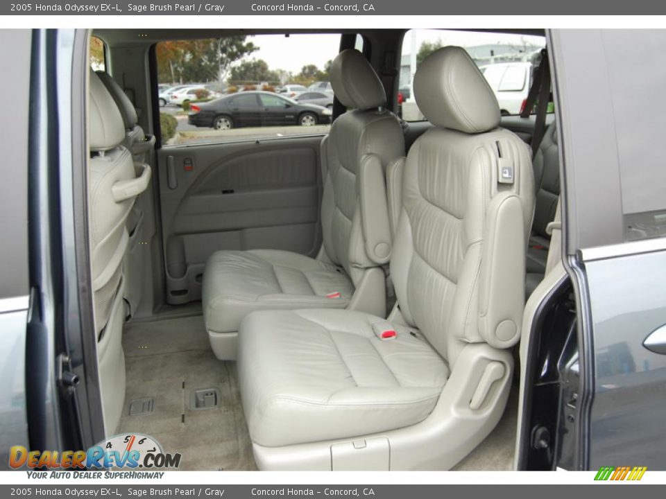 2005 Honda Odyssey EX-L Sage Brush Pearl / Gray Photo #11