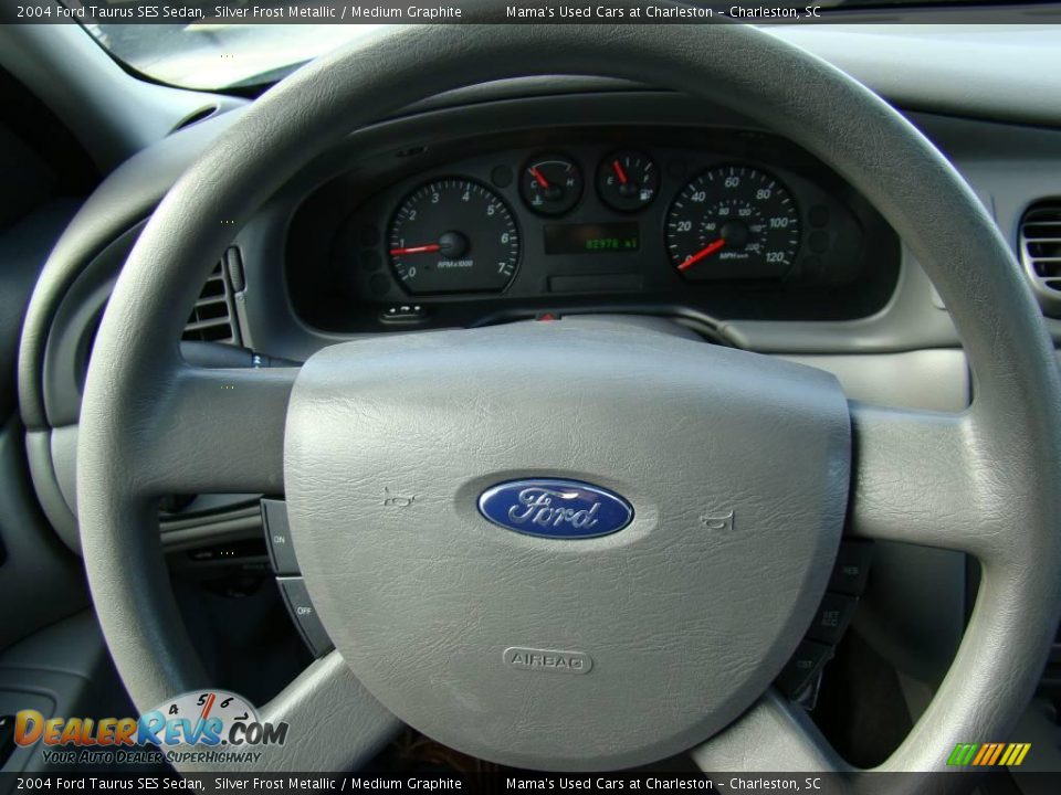 2004 Ford Taurus SES Sedan Silver Frost Metallic / Medium Graphite Photo #21