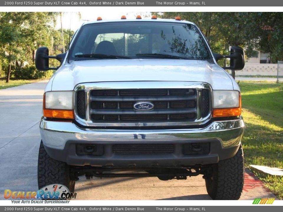 2000 Ford F250 Super Duty XLT Crew Cab 4x4 Oxford White / Dark Denim Blue Photo #13